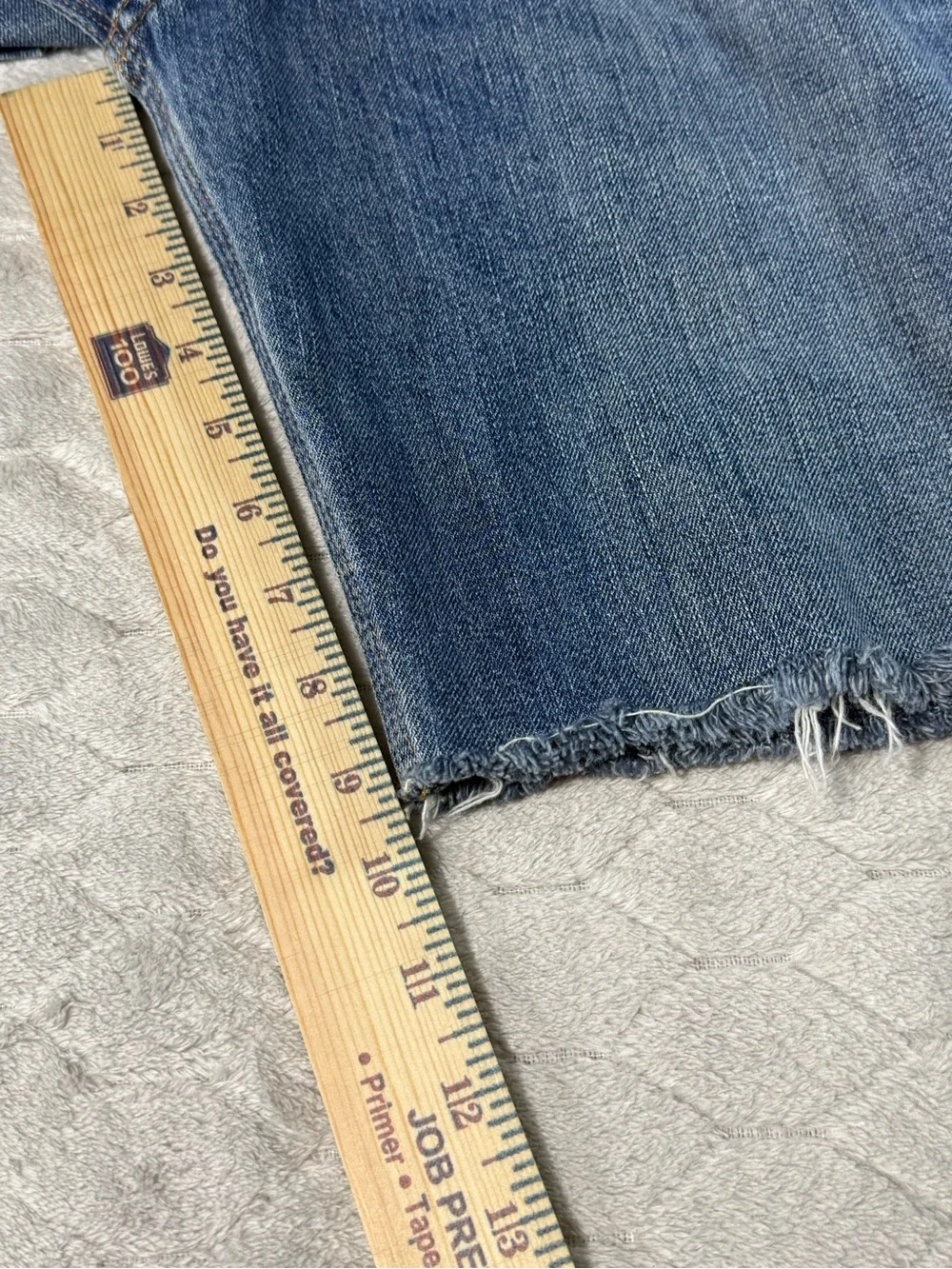 Carhartt Relaxed Straight Jorts Men’s 32 Blue Denim Cutoff Jean Shorts Raw‎ Hem